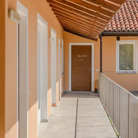 شقة Brughiera 07 *